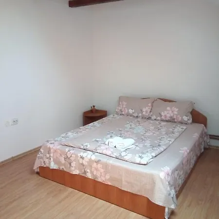 فندق مبيت وإفطار Pensiunea Valea Beiului Sokolar